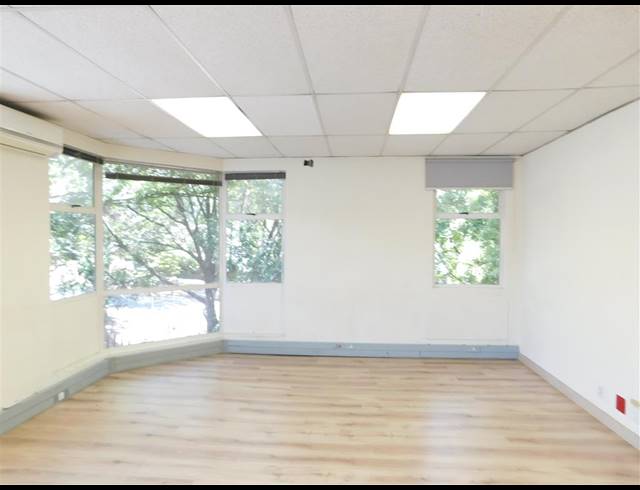 118M² OFFICE TO LET IN BORDEAUX